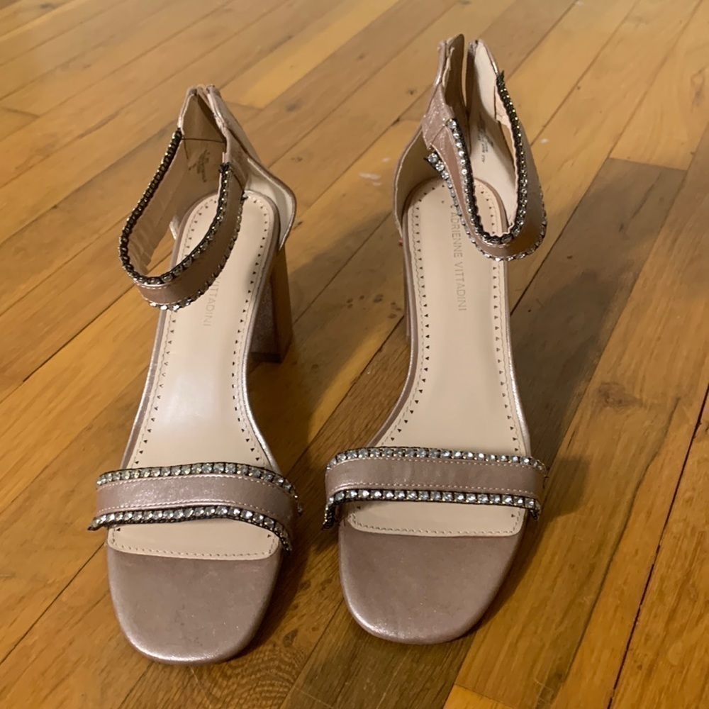 Adrienne Vittadini rose gold block heel with rhinestones size 9